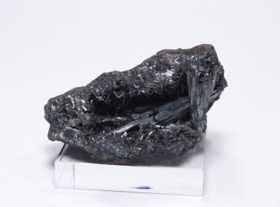 Manganit - Ilfeld, Harz, Durýnsko, Německo Manganit - Ilfeld, Harz, Durýnsko, Německo